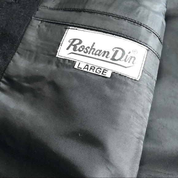 Roshan Din Men’s Pakistani Waistcoat Black Sleeveless Button-down Vest - Picture 3 of 5